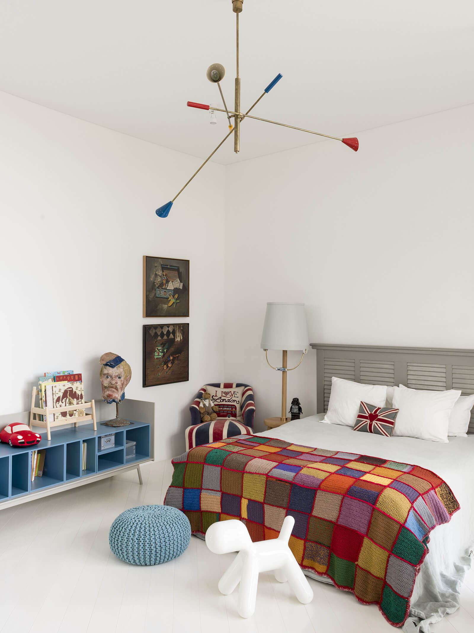 The children's bedroom showcases a similar eclectic design aesthetic as the rest of the home | Moscow Home| Anna Erman| STIRworld