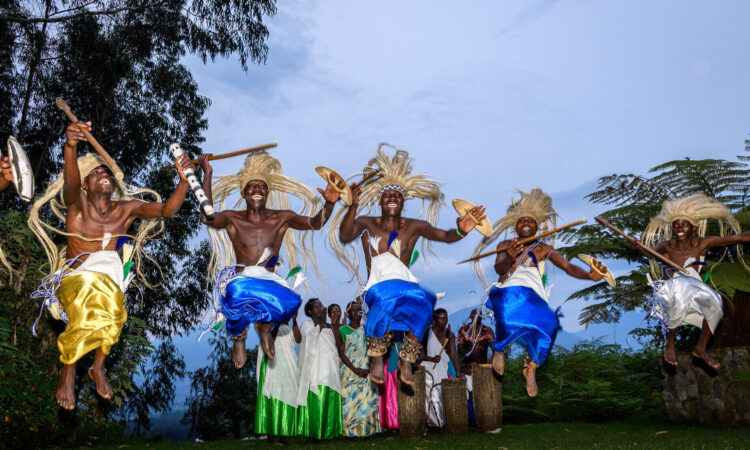 Explore Rwanda’s Vibrant Culture and Stunning Landscapes with Muhasuka